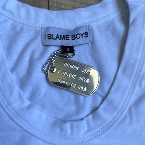 I Blame Boys Embroidered Crop Tank Top 🍁 - Picture 3 of 6